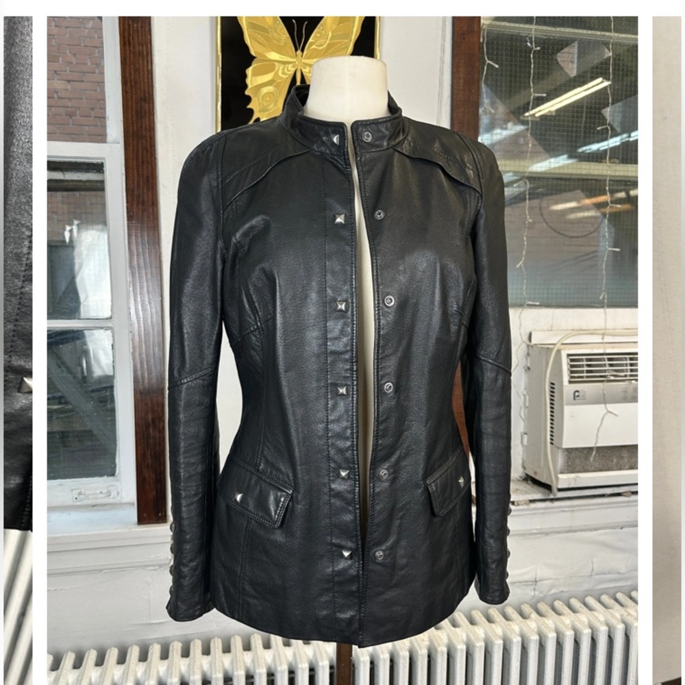 Danier Black 100% Leather Jacket! Snaps closure. Fully lined EUC! - Picture 9 of 17